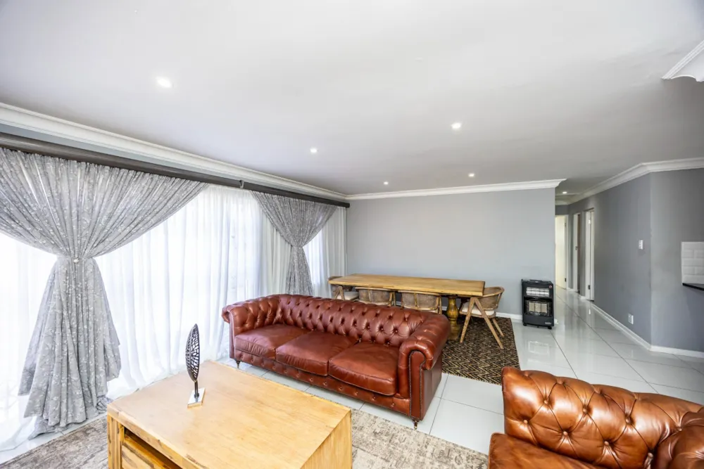 Townhouse for sale in Gonubie - 1EZ1747940