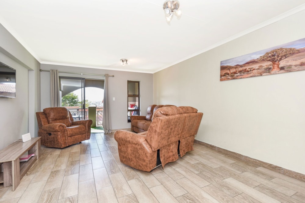 Apartment for sale in Fourways Area - FW1749581 Apartment for sale in Fourways Area - FW1749581