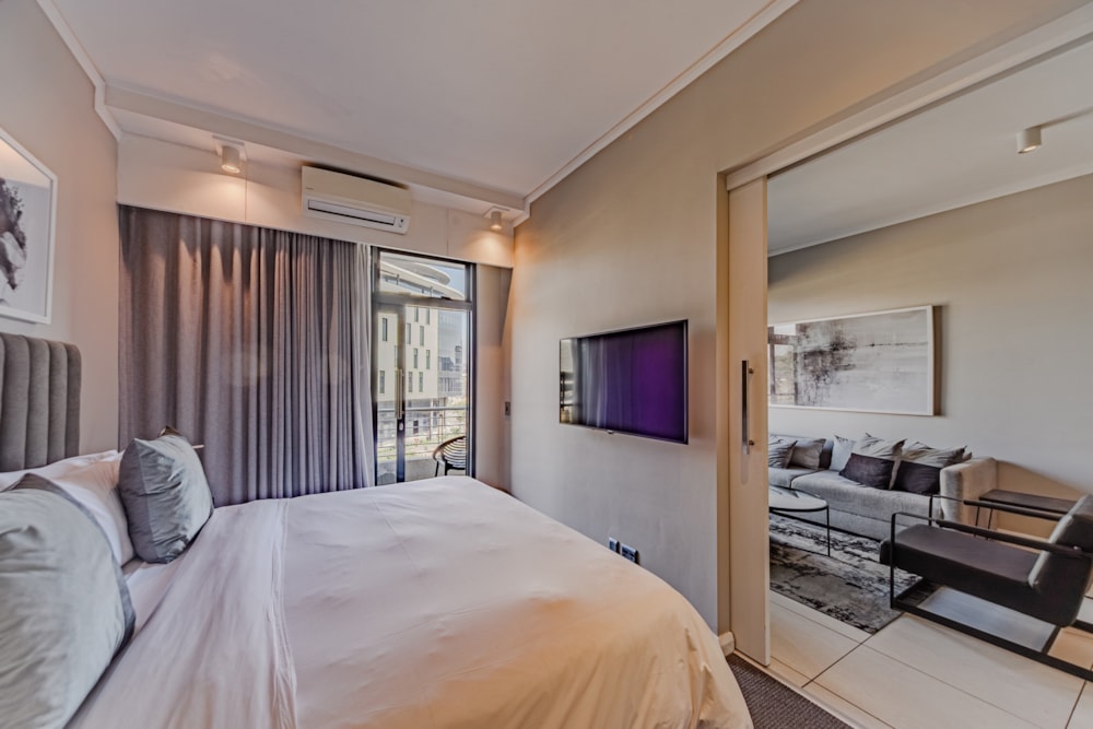 Apartment for sale in Menlyn - PT1746812