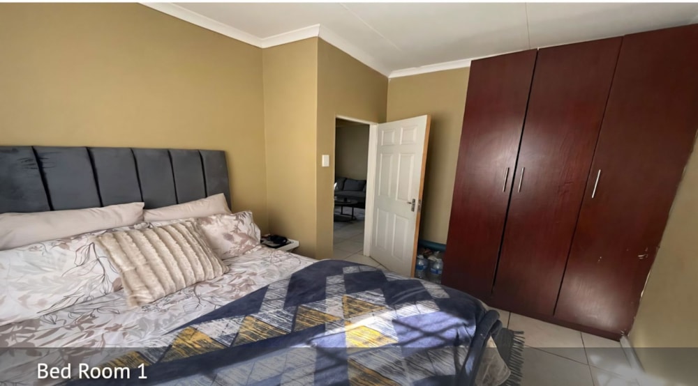 Townhouse for sale in Kimberley - 1KJ1750642