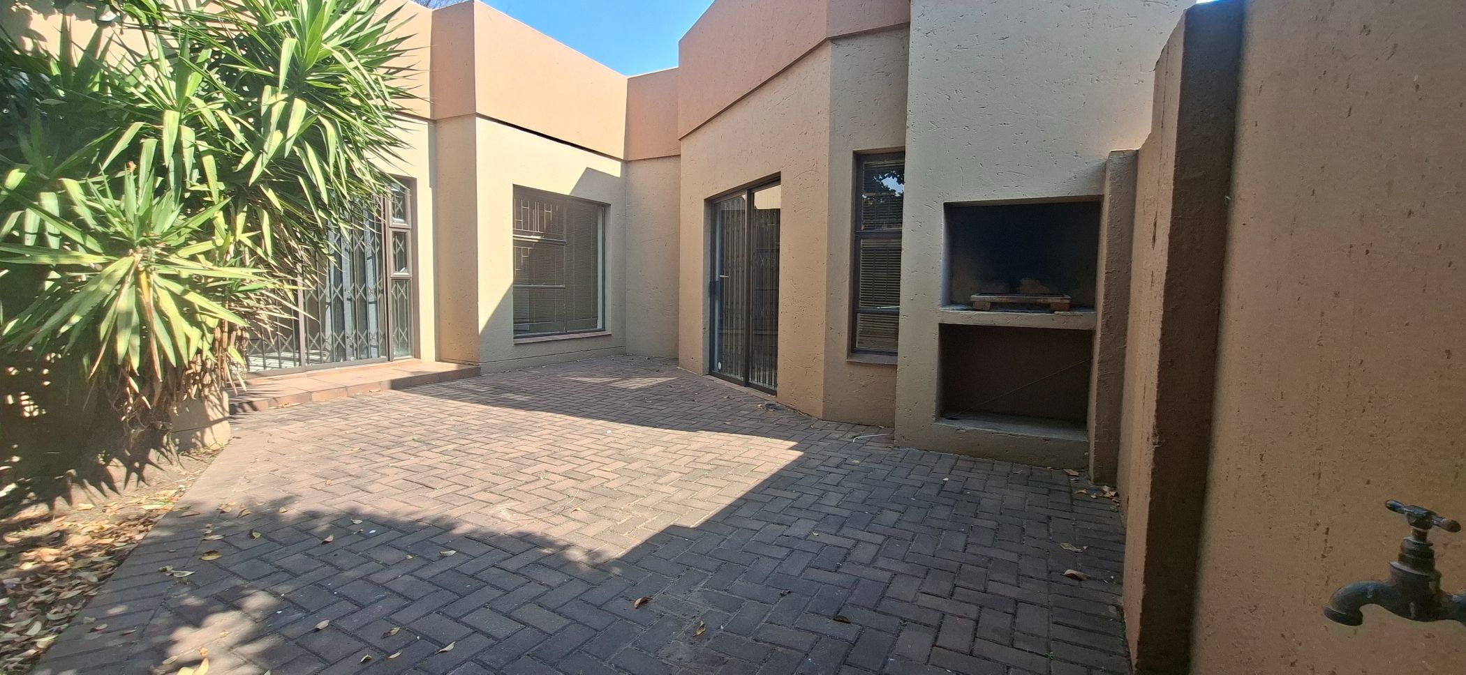 Townhouse to rent in Three Rivers Proper - 1VT1750920