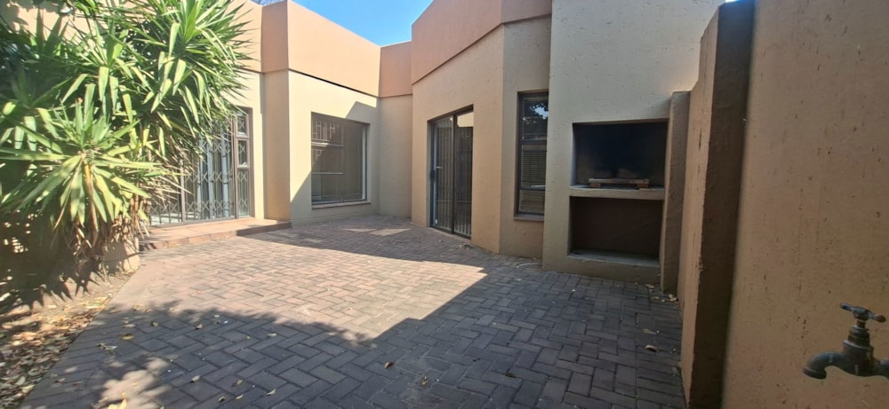 Townhouse to rent in Three Rivers Proper - 1VT1750920 Townhouse to rent in Three Rivers Proper - 1VT1750920
