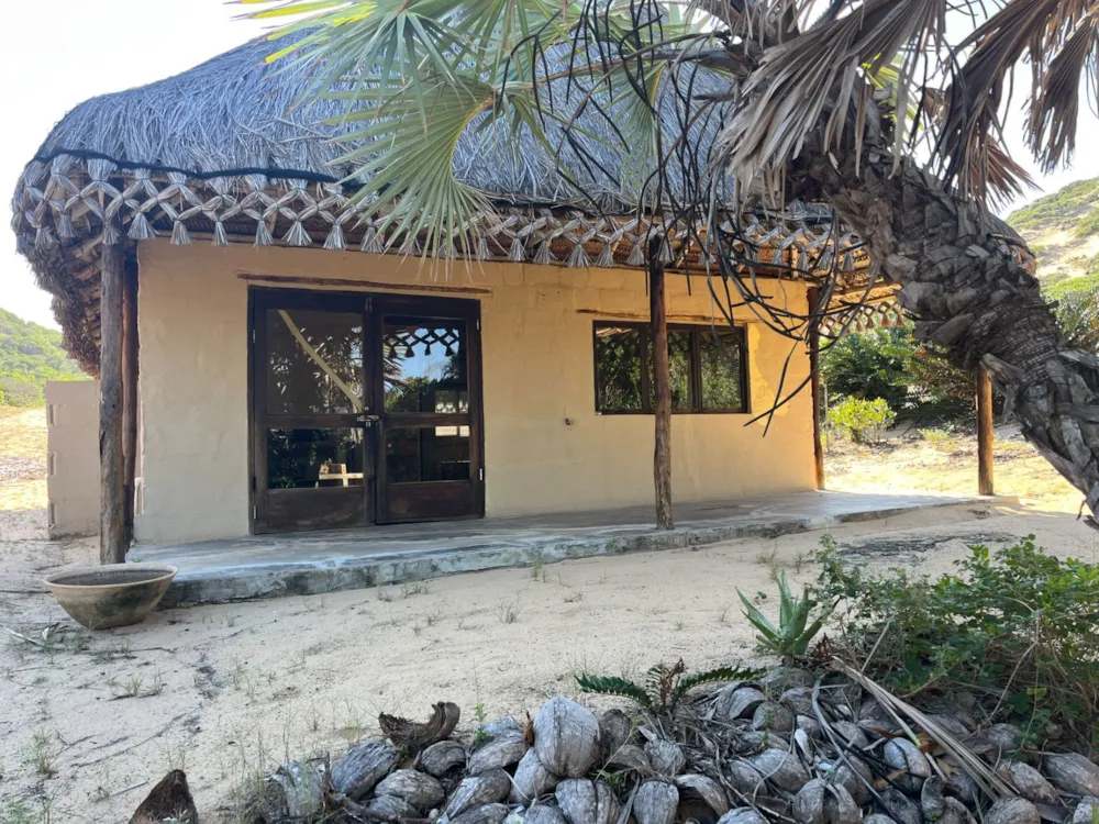 Beach bungalow for sale in Dongane, Mozambique - 3MQ1684325 Beach bungalow for sale in Dongane, Mozambique - 3MQ1684325