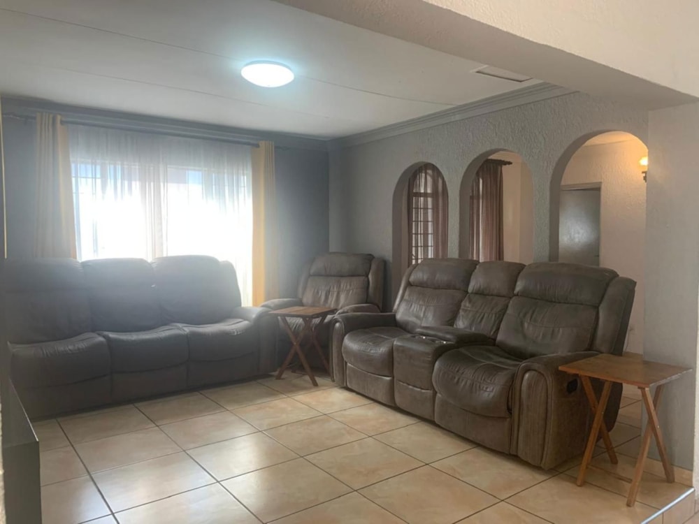 House for sale in Verwoerdpark, Alberton - 1GV1743811