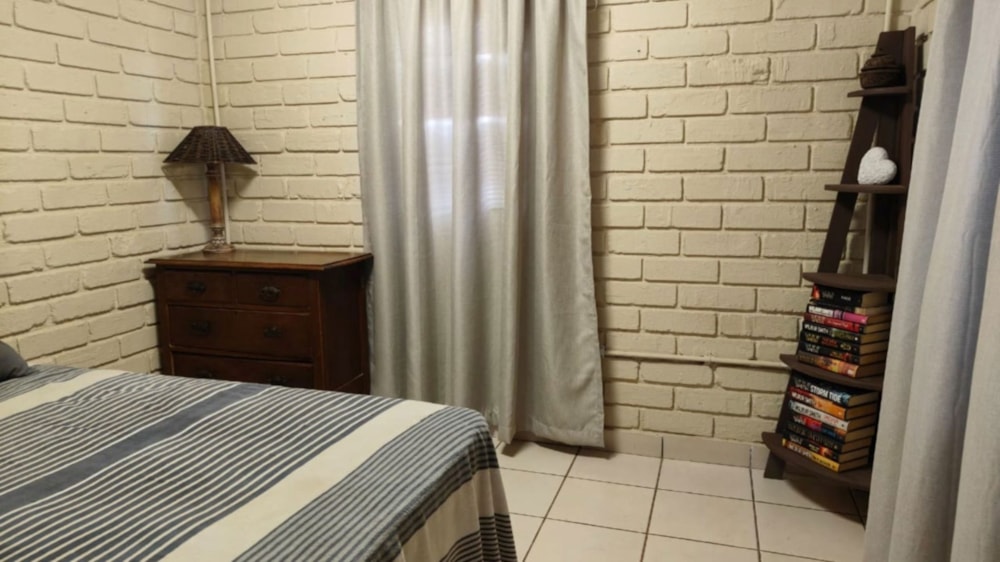 Bachelor apartment to rent in Dibeng, Northern Cape - 1RN1750206 Bachelor apartment to rent in Dibeng, Northern Cape - 1RN1750206