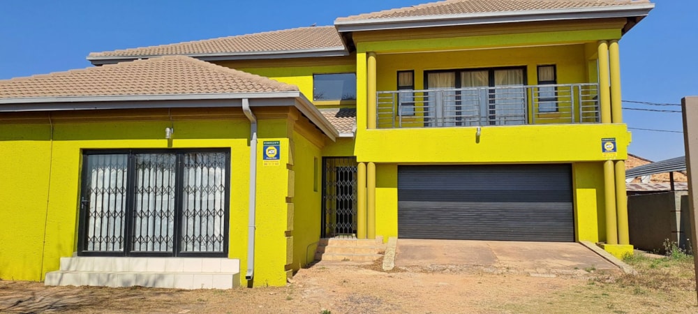 Double-storey house for sale in Mineralia - 1MD1749350
