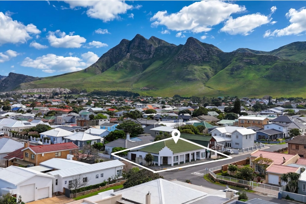 House for sale in Kleinmond - KN1681230