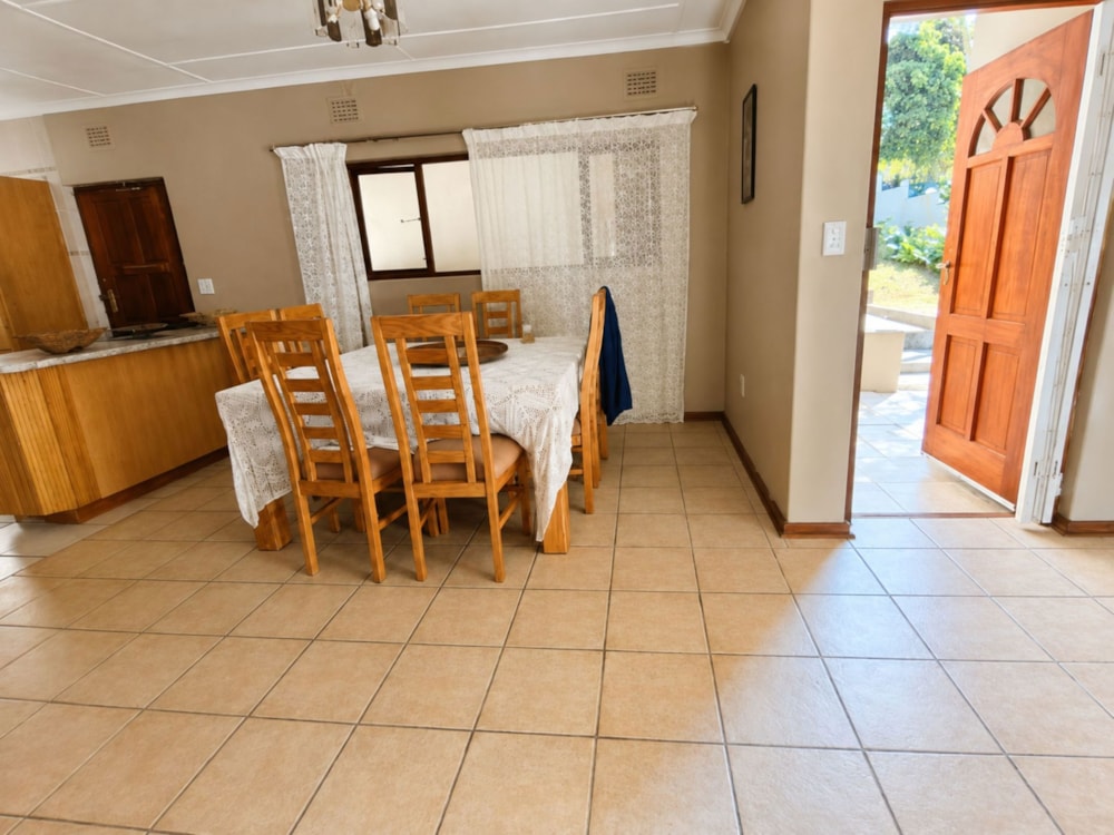 House for sale in Sunwich Port, Port Shepstone - 1PSH1749039 House for sale in Sunwich Port, Port Shepstone - 1PSH1749039