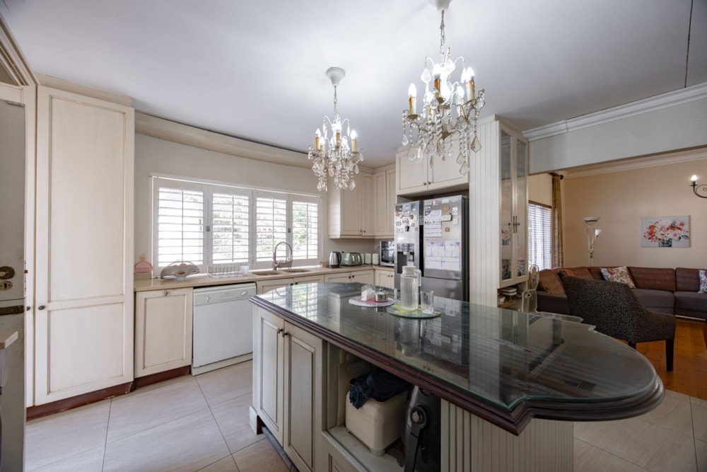 House for sale in Beverley Hills, Westville - 1WP1748058 House for sale in Beverley Hills, Westville - 1WP1748058