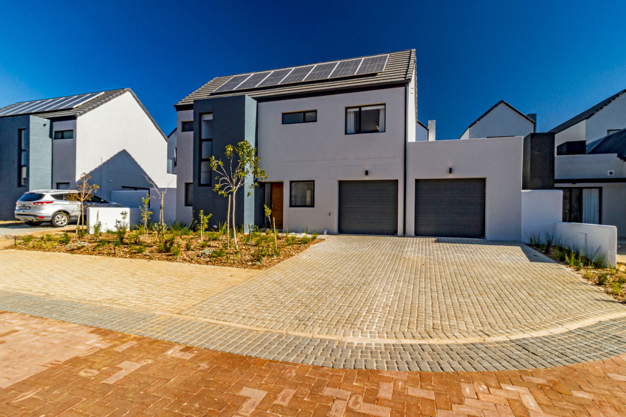 Security estate home to rent in Newinbosch - STL1748163
