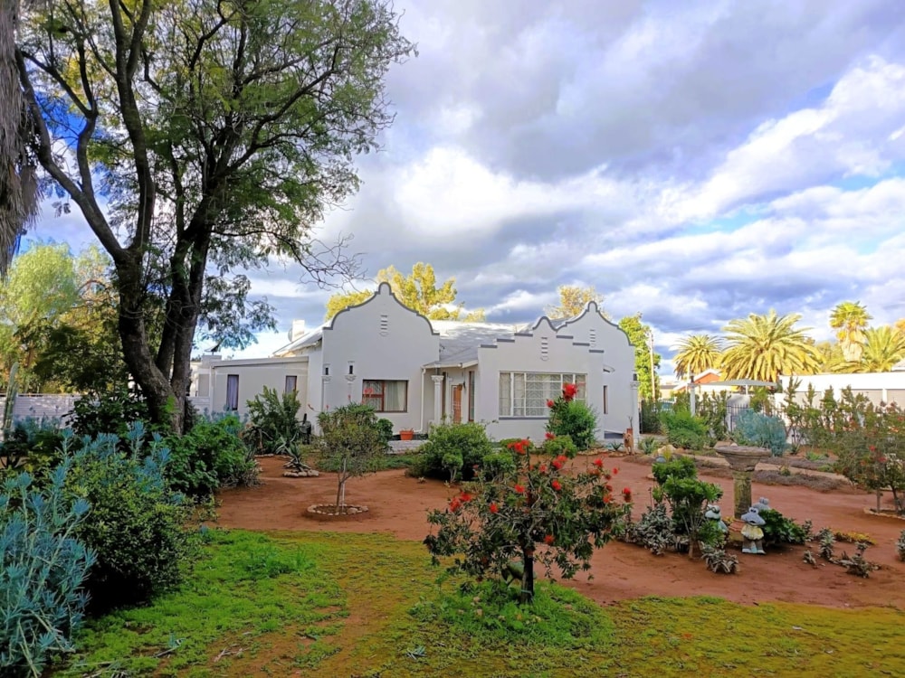 House for sale in Wesbank, Oudtshoorn - 1OU1748908 House for sale in Wesbank, Oudtshoorn - 1OU1748908