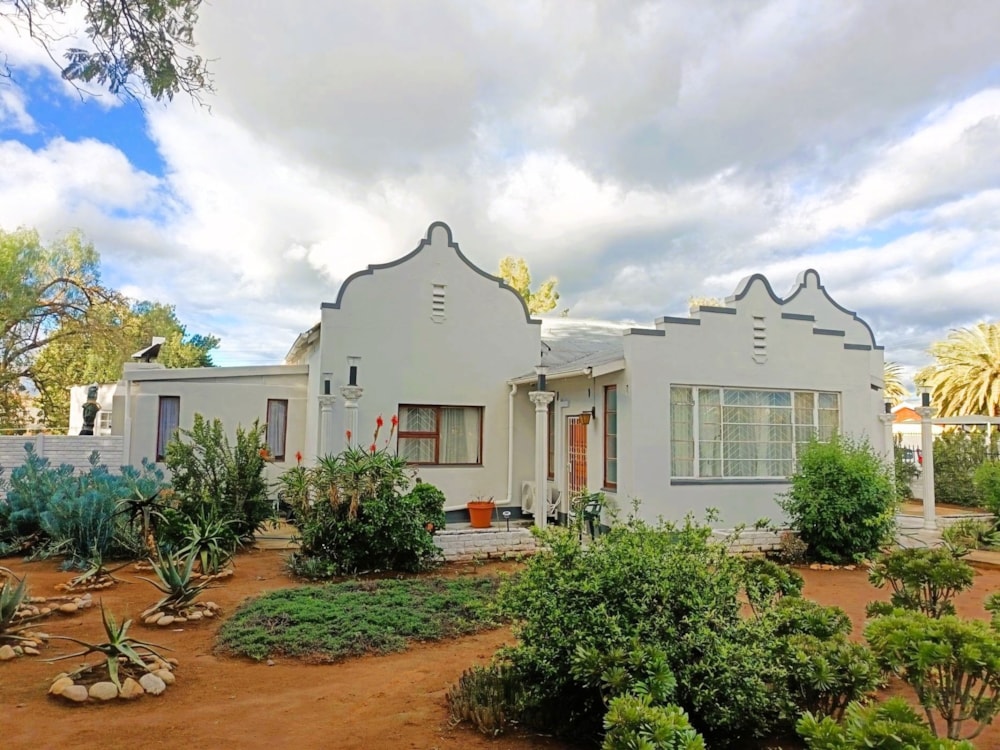 House for sale in Wesbank, Oudtshoorn - 1OU1748908 House for sale in Wesbank, Oudtshoorn - 1OU1748908