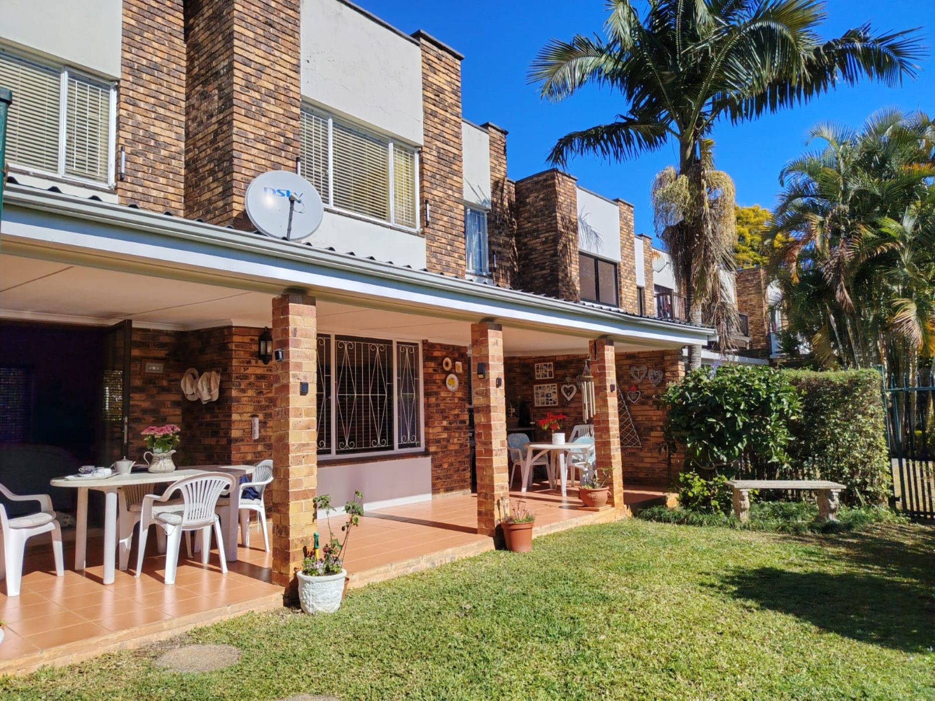Townhouse for sale in Montrose - 1PM1735951