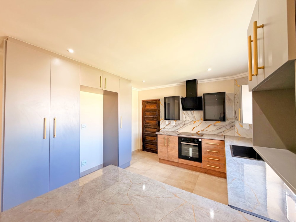 House for sale in Fairview, Port Elizabeth, Gqeberha - 1PLZ1749343