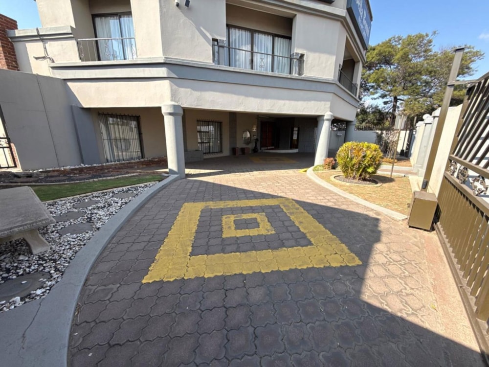 Bed & breakfast for sale in Klipfontein , Witbank, eMalahleni - 1WD1698142 Bed & breakfast for sale in Klipfontein , Witbank, eMalahleni - 1WD1698142