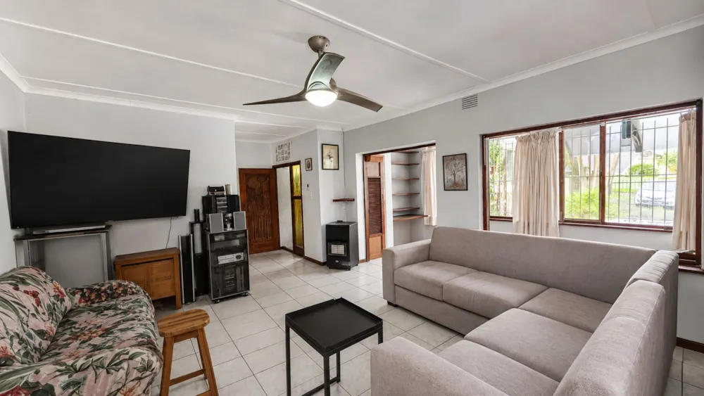 House for sale in Uvongo - 1PSH1750637