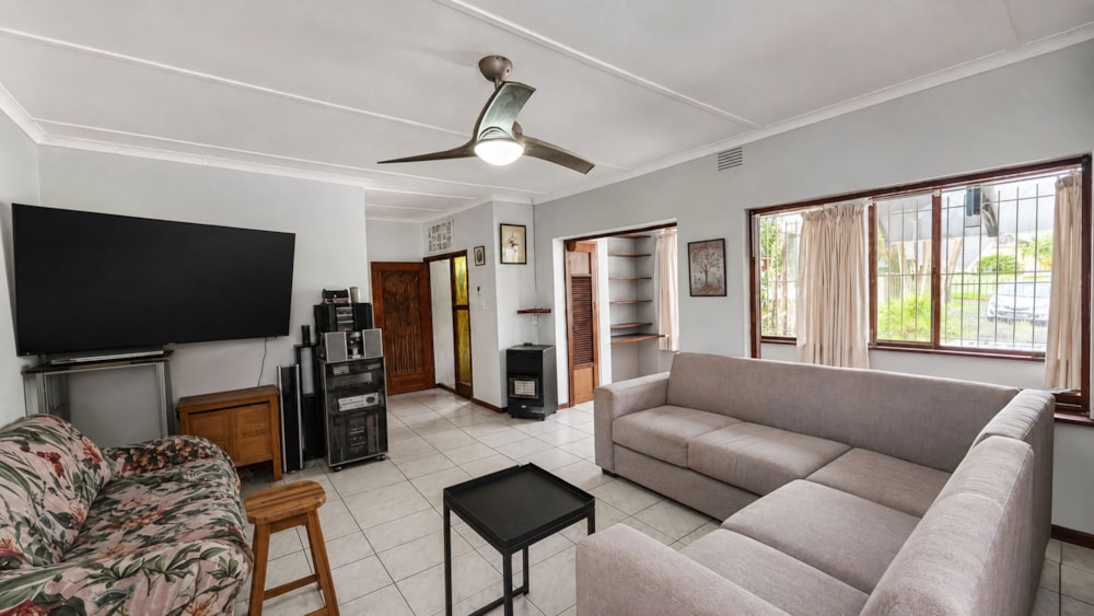 House for sale in Uvongo - 1PSH1750637