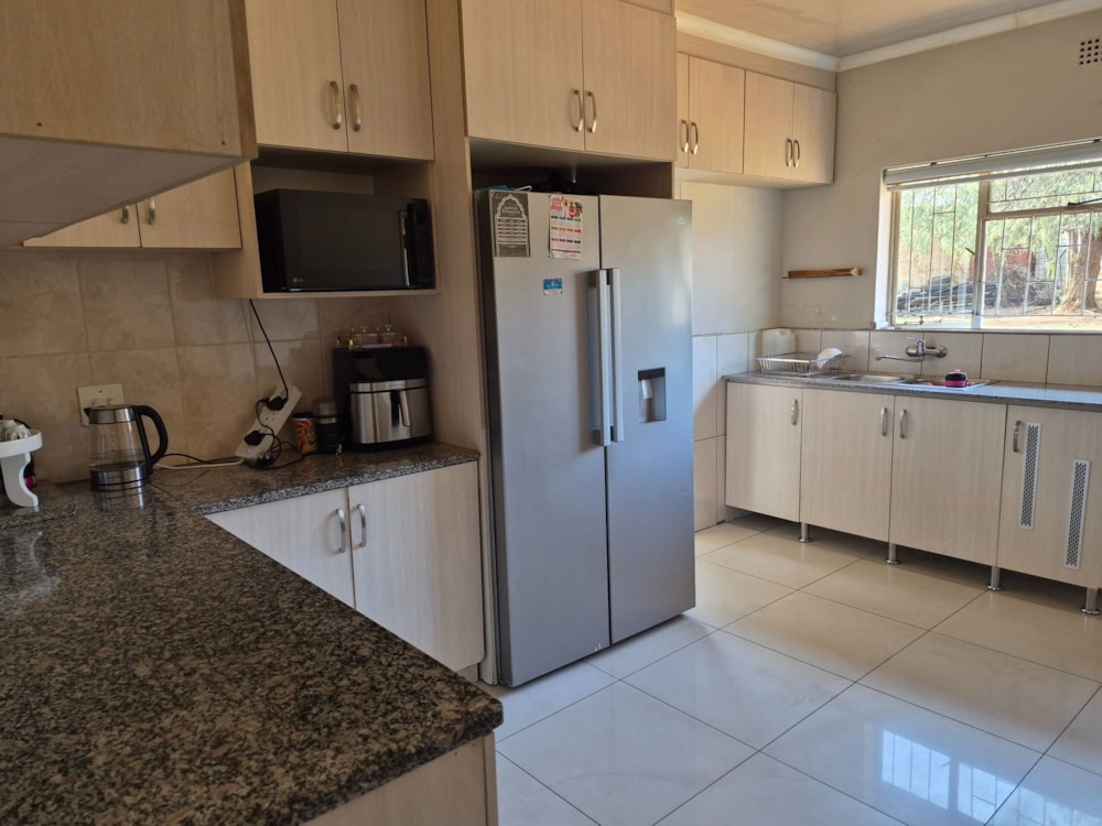 House for sale in Newcastle - 1NW1750251 House for sale in Newcastle - 1NW1750251