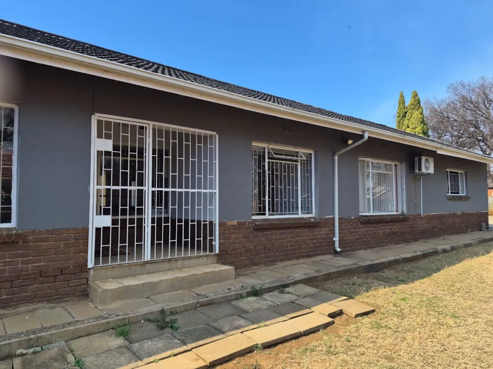 House for sale in Newcastle - 1NW1750251 House for sale in Newcastle - 1NW1750251
