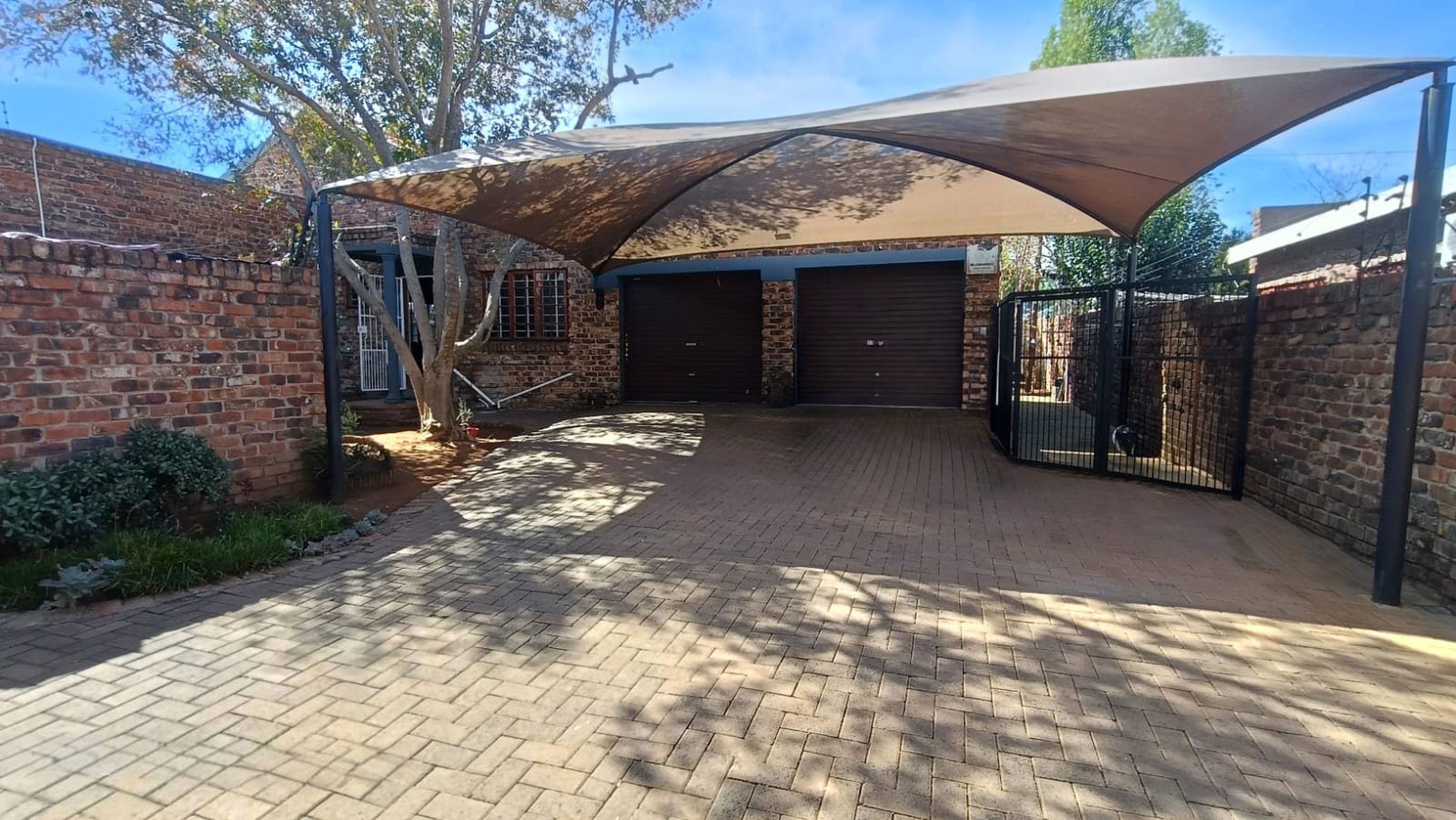 House to rent in Langenhovenpark - 1BX1749520