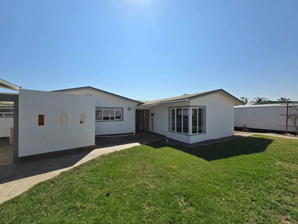 House for sale in Vineta, Namibia - 3NM1748159
