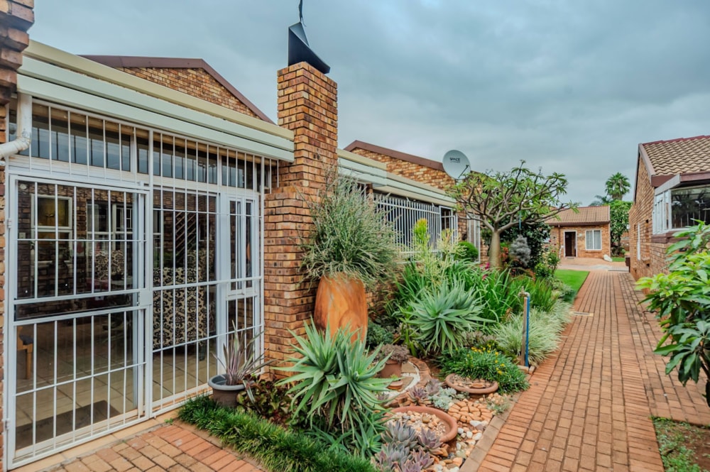 Single-storey retirement home for sale in Clarina - PTM1748431