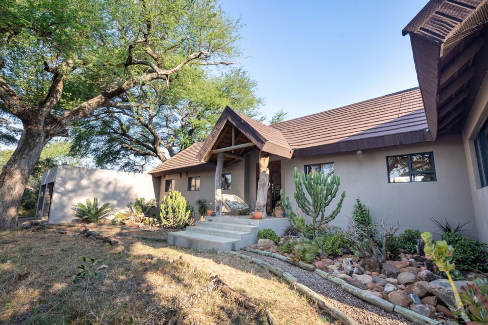 House for sale in Moditlo Nature Reserve - 1HS1741118 House for sale in Moditlo Nature Reserve - 1HS1741118