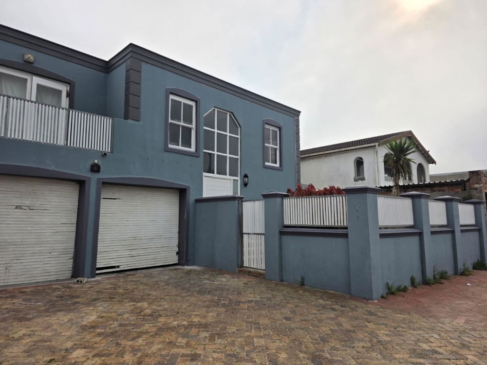 House for sale in Westgate, Mitchells Plain - 1MN1748259 House for sale in Westgate, Mitchells Plain - 1MN1748259