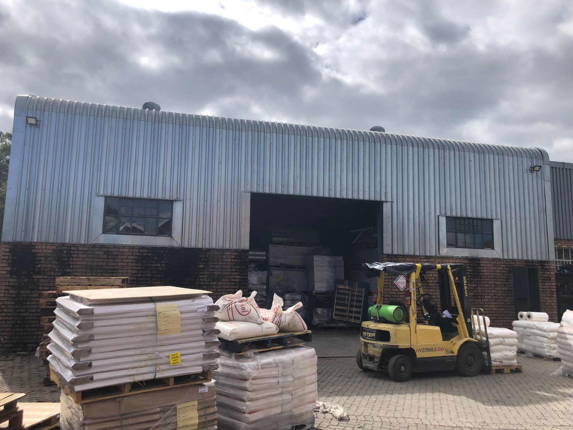Commercial industrial property for sale in Vintonia - 1NS1749310