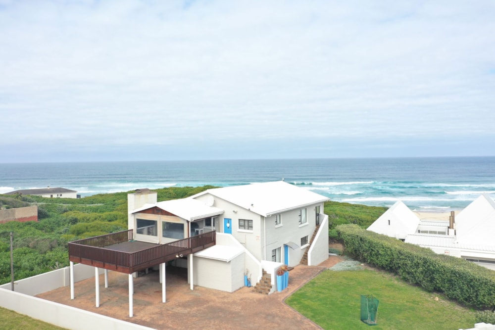 Double-storey house for sale in Oyster Bay, Eastern Cape - 1SA1741885