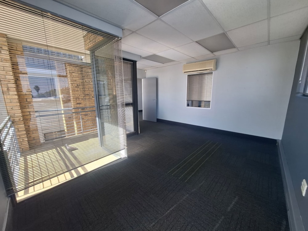 Commercial office to rent in Langenhovenpark - 1BX1744027 Commercial office to rent in Langenhovenpark - 1BX1744027