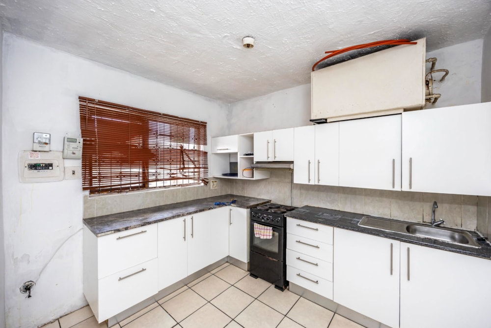 Apartment for sale in Southernwood, East London - 1EZ1748439 Apartment for sale in Southernwood, East London - 1EZ1748439