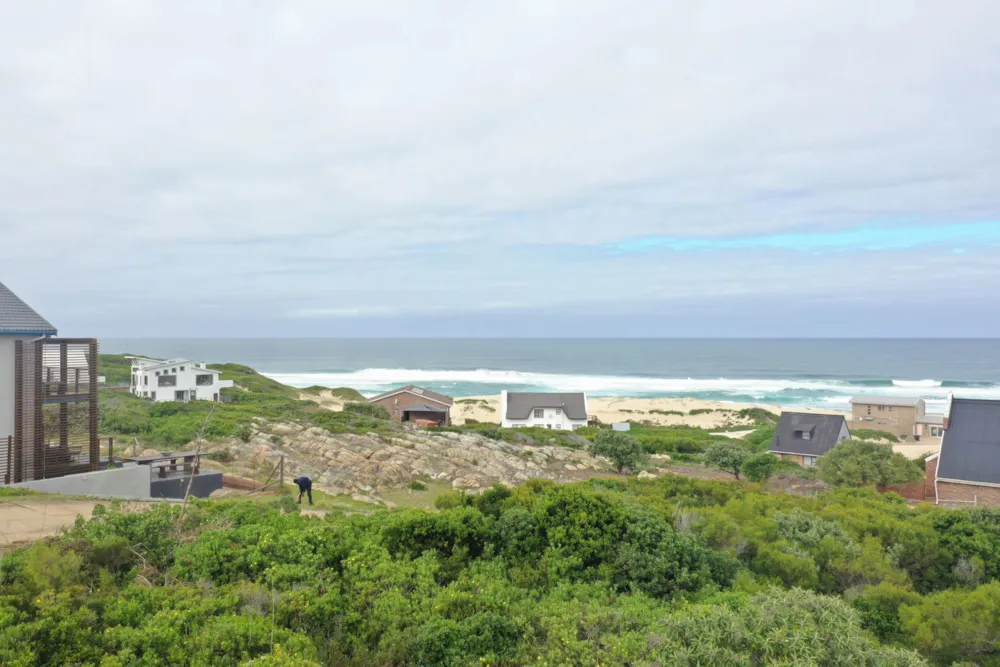 Vacant land for sale in Oyster Bay, Eastern Cape - 1SA1746163 Vacant land for sale in Oyster Bay, Eastern Cape - 1SA1746163