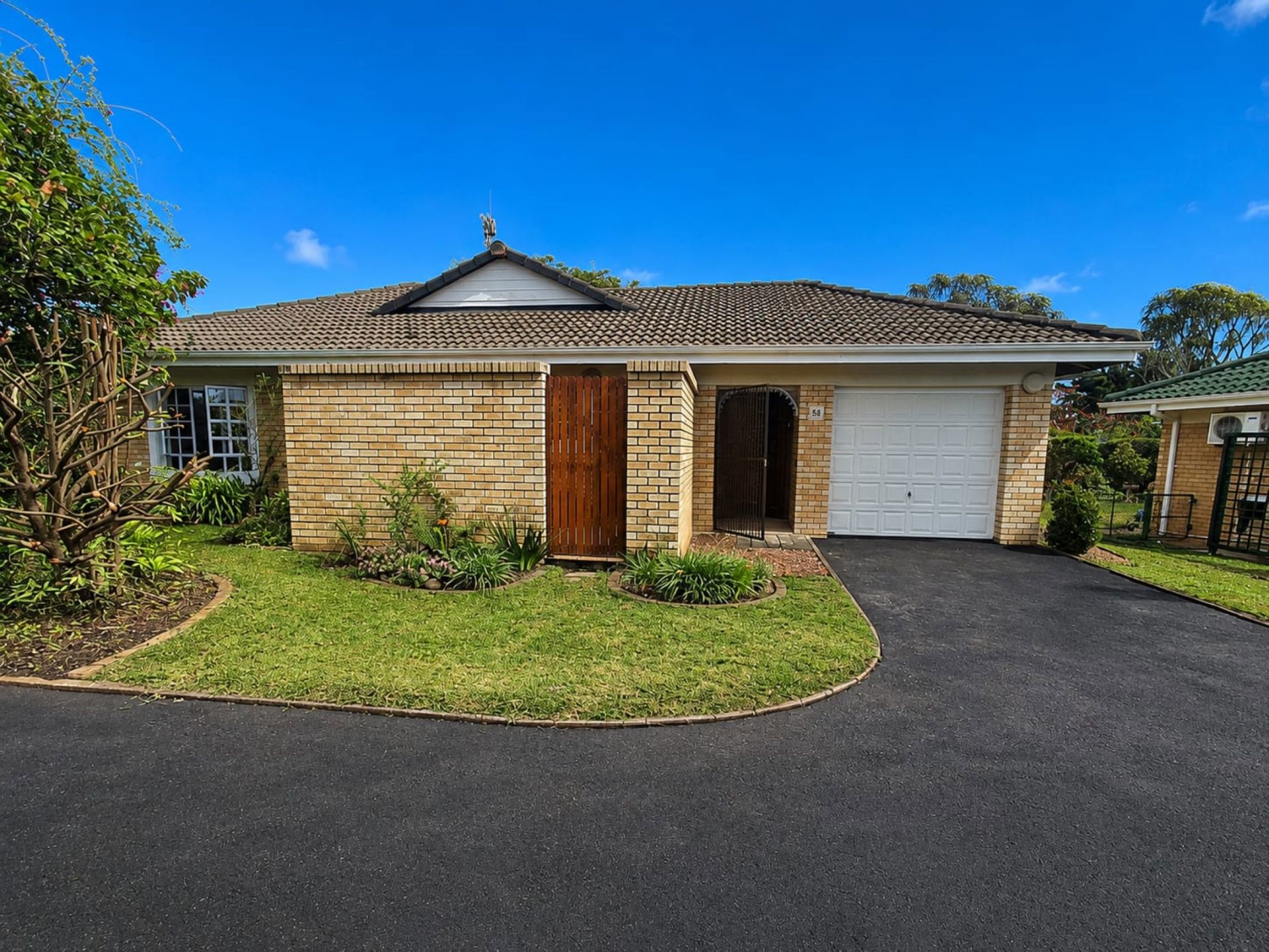 Retirement home for sale in Winston Park - 1KF1748552