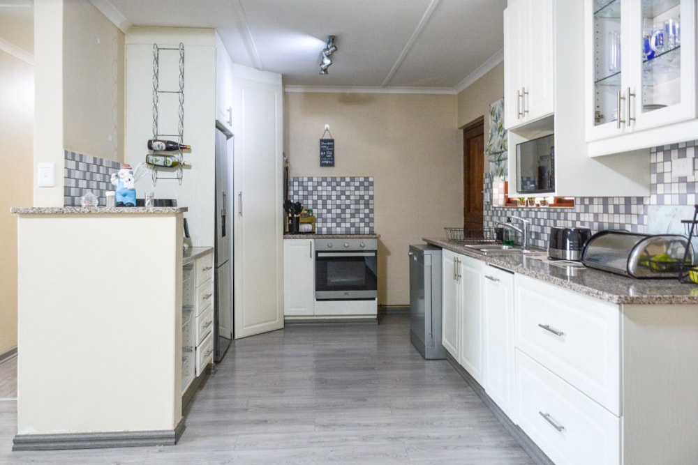 Townhouse for sale in Oak Park - 1PM1748737