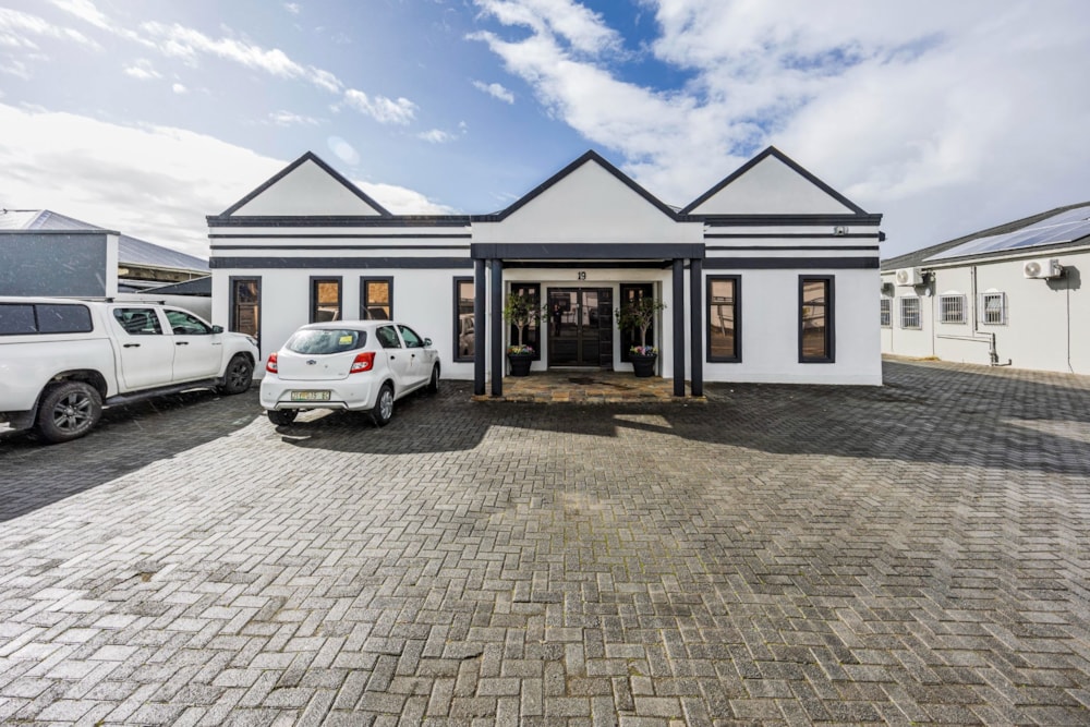 Commercial Building for sale in Berea, East London - 1EZ1748849 Commercial Building for sale in Berea, East London - 1EZ1748849