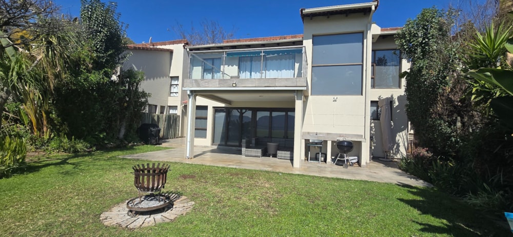 Security estate home for sale in Eagles Landing - 1HR1748896