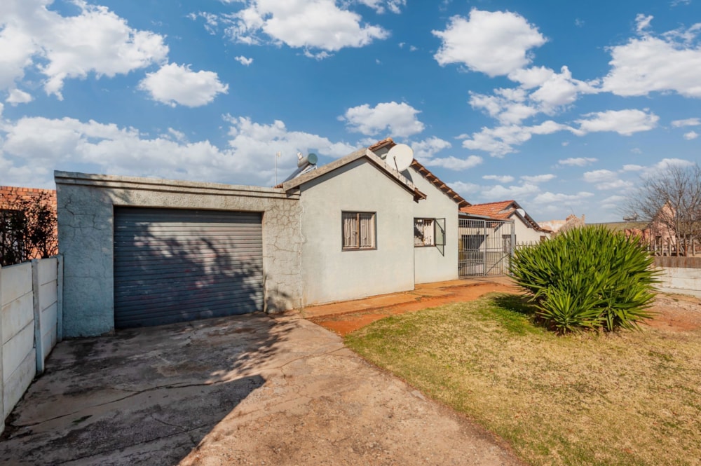 House for sale in Lenasia South - 1GV1749191 House for sale in Lenasia South - 1GV1749191