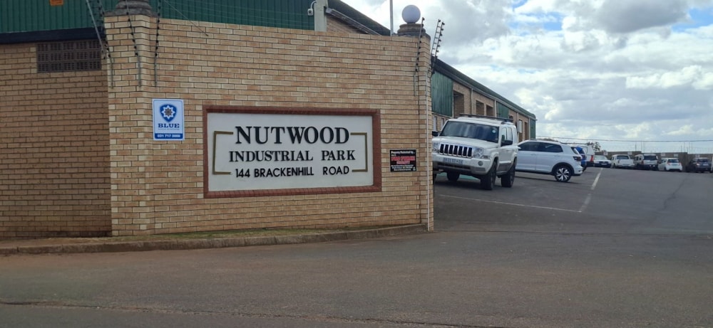 Commercial industrial property to rent in Waterfall, Upper Highway - 1KF1747524