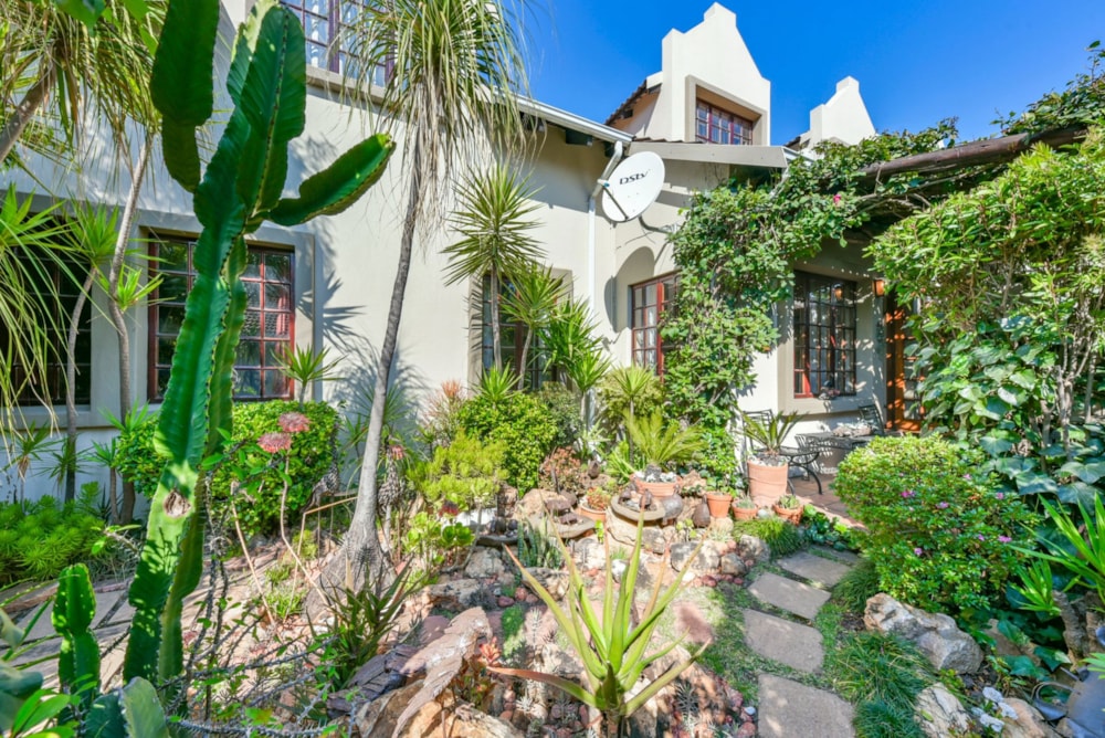 Townhouse for sale in Rivonia - HP1748063