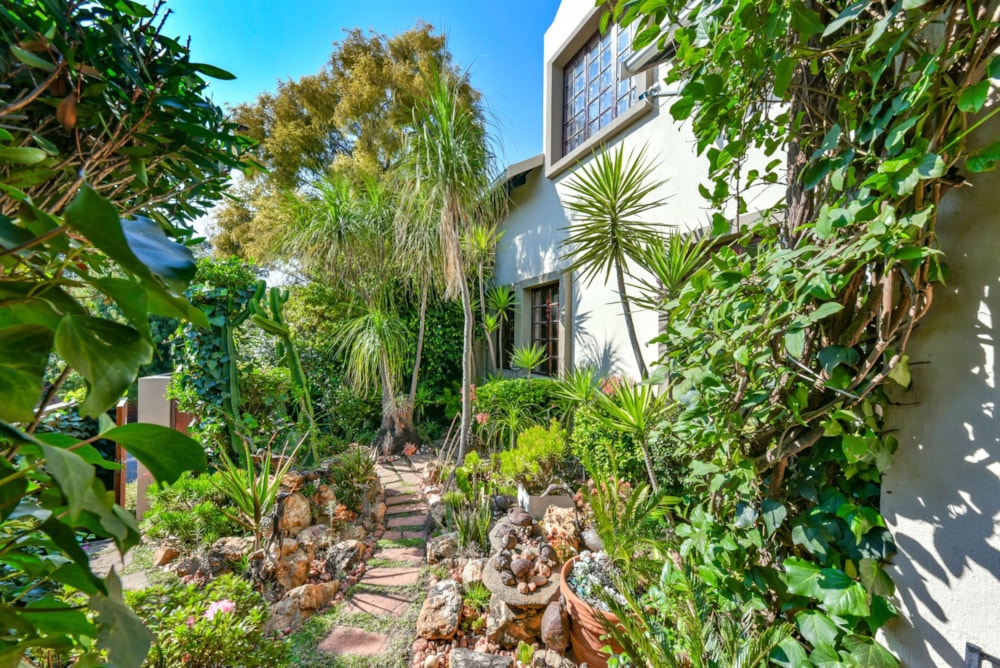 Townhouse for sale in Rivonia - HP1748063