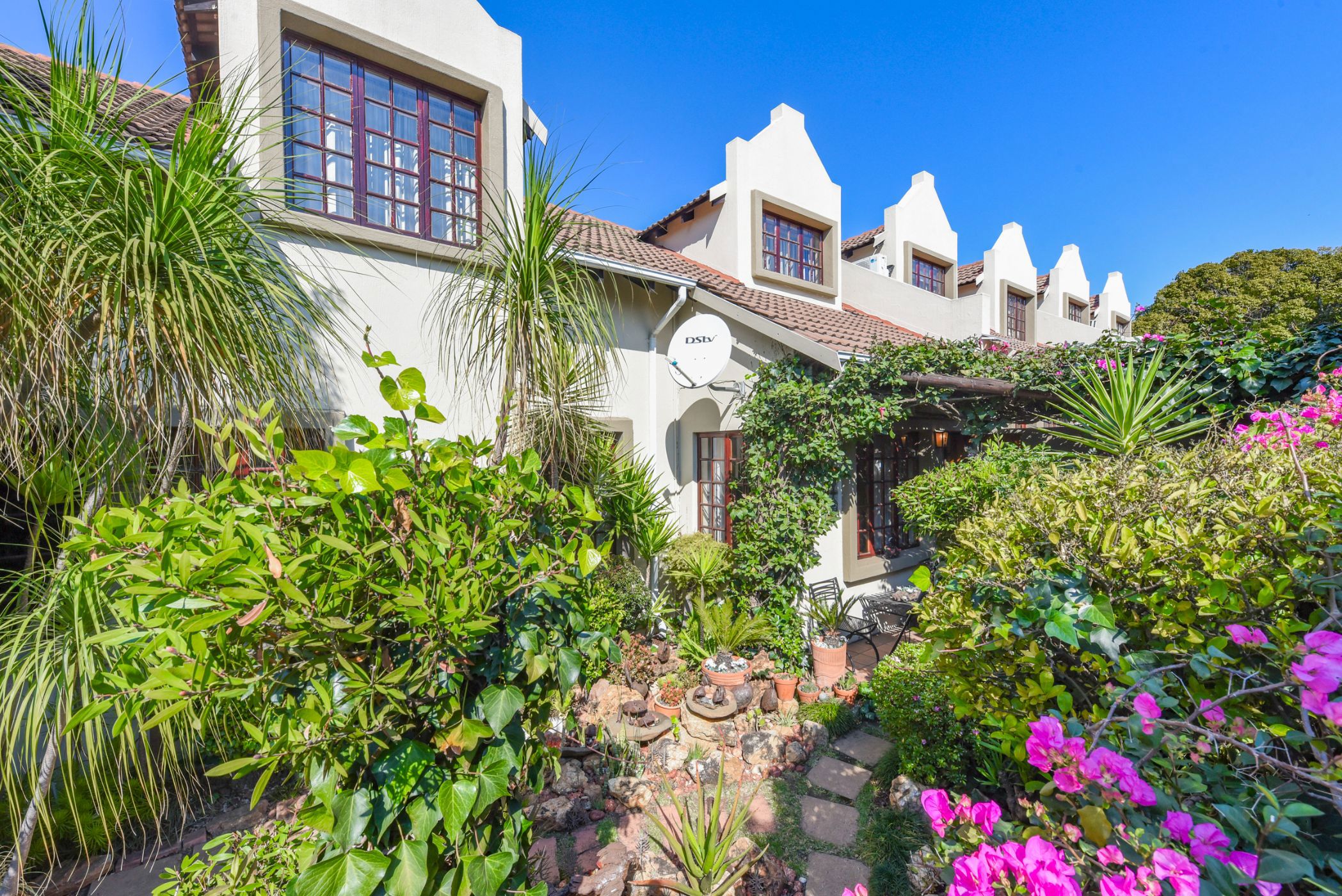 Townhouse for sale in Rivonia - HP1748063