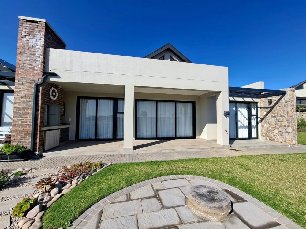 Cluster to rent in Renosterbos Estate - 1MB1747686 Cluster to rent in Renosterbos Estate - 1MB1747686