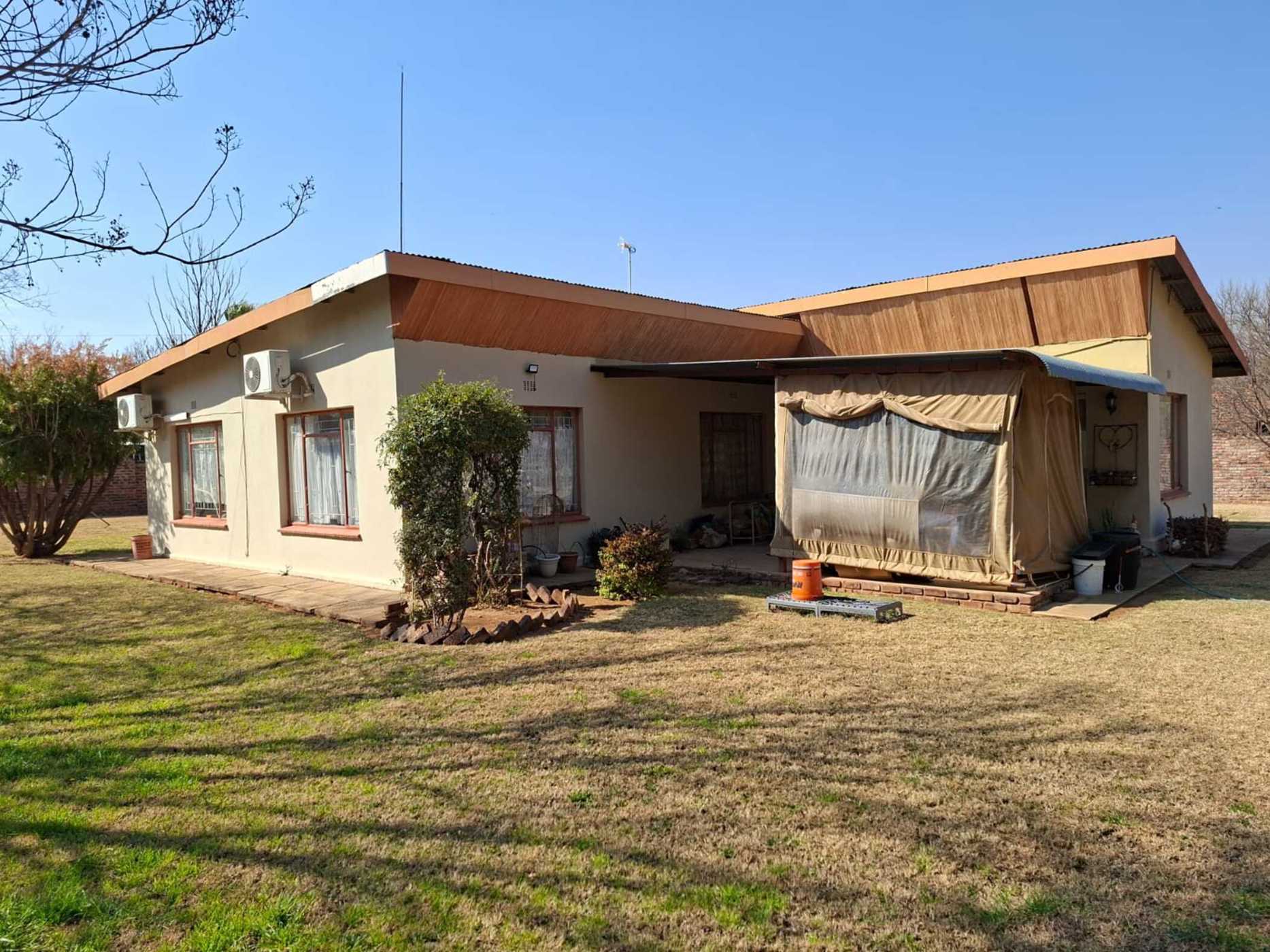 House for sale in Schweizer-Reneke - 1KJ1747744