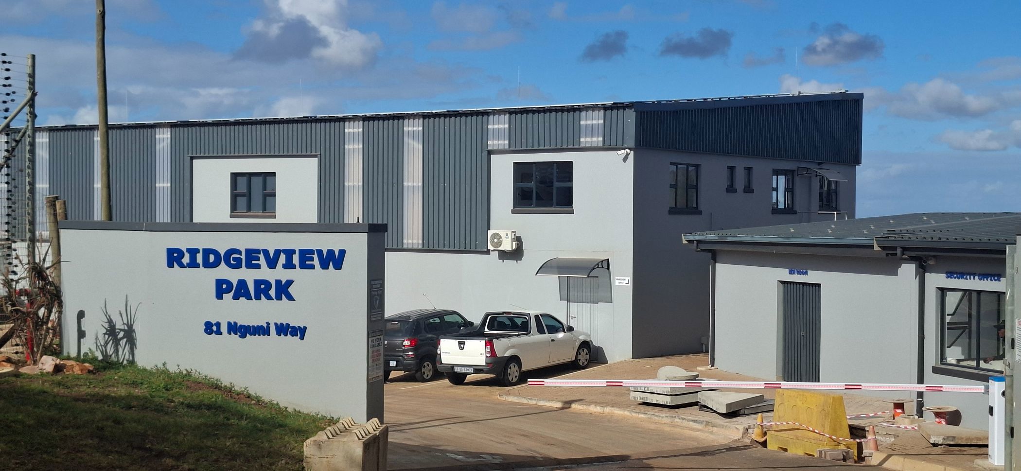 Commercial industrial property to rent in Waterfall, Upper Highway - 1KF1747783