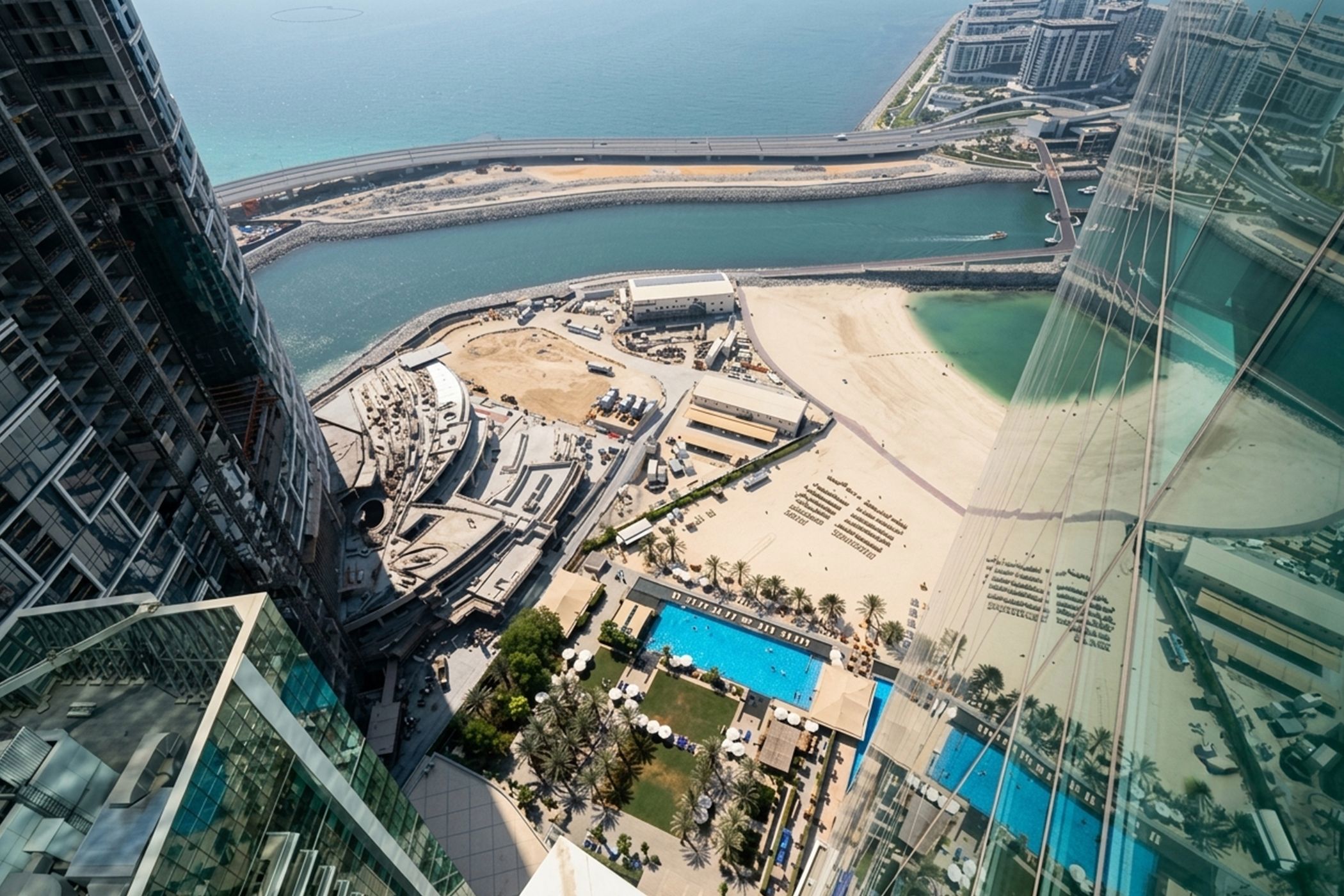 Apartment to rent in Al Bateen Residences, Jumeirah Beach Residence, United Arab Emirates - 5DB1747892