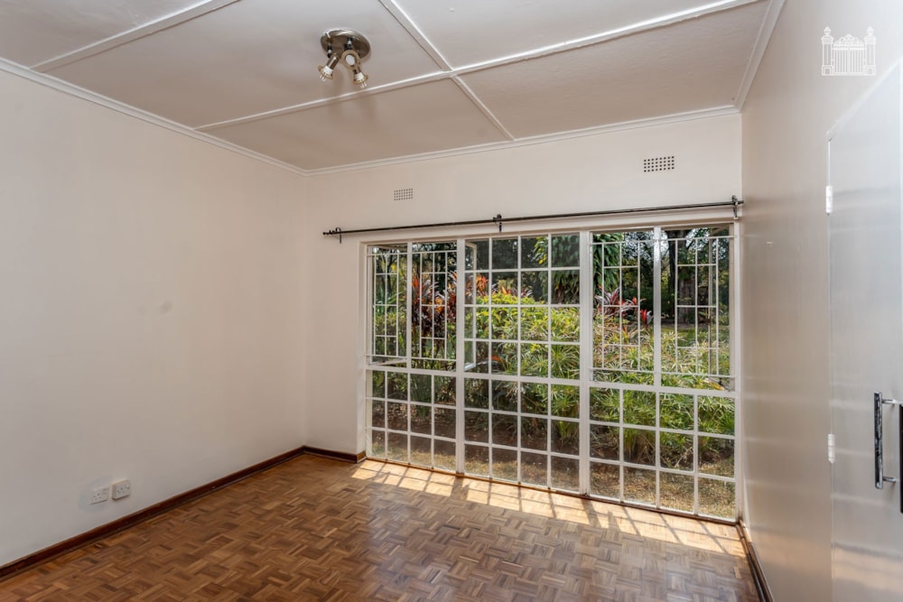 House for sale in Strathaven, Zimbabwe - 3ZB1747927 House for sale in Strathaven, Zimbabwe - 3ZB1747927