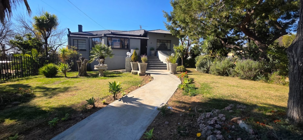 House for sale in Cradock - 1KK1747919 House for sale in Cradock - 1KK1747919