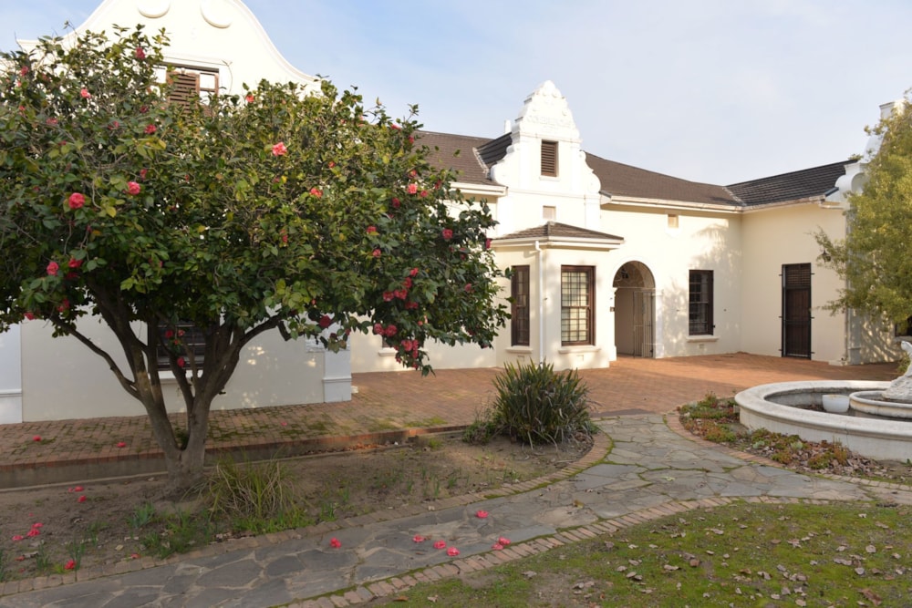 Retirement apartment for sale in Villiersdorp, Overberg - 1SW1747932 Retirement apartment for sale in Villiersdorp, Overberg - 1SW1747932
