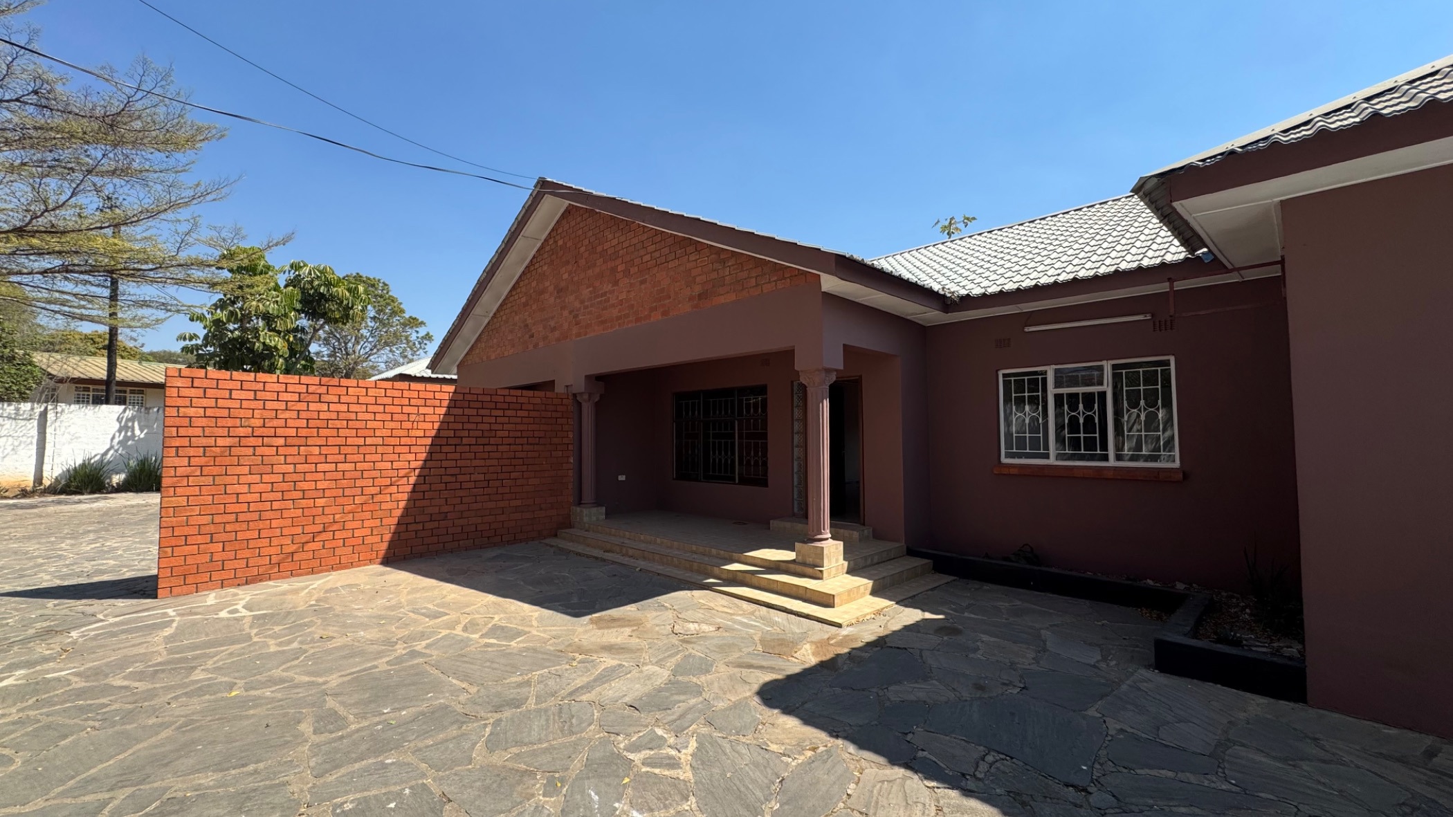 Commercial Building to rent in Kabulonga, Zambia - 3ZA1754350